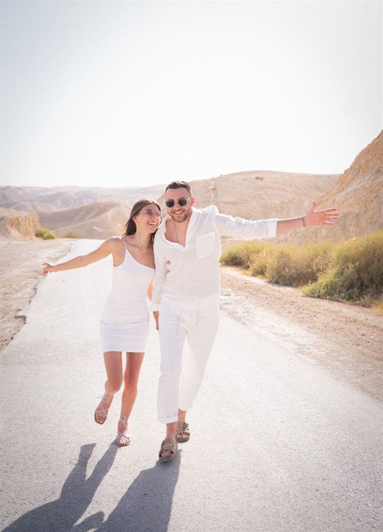 חתונת הצהריים אנסטסיה ונועם קטן (צילום: דור סקרה)