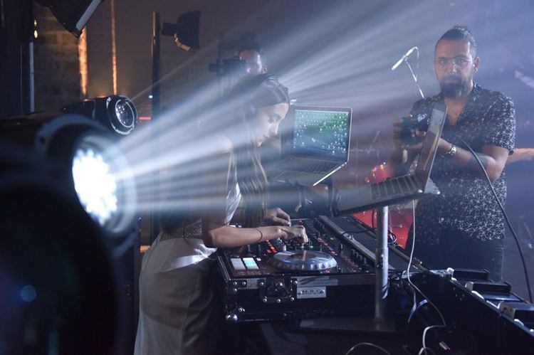 חגיגת בת המצווה של תהל אזרד (צילום: שלומי ביטון)