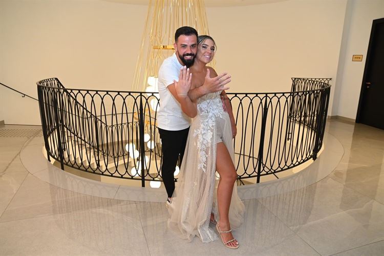 החתונה של עמית בכר עמית בכר ודקל גיני (צילום: momentos etay & shay)