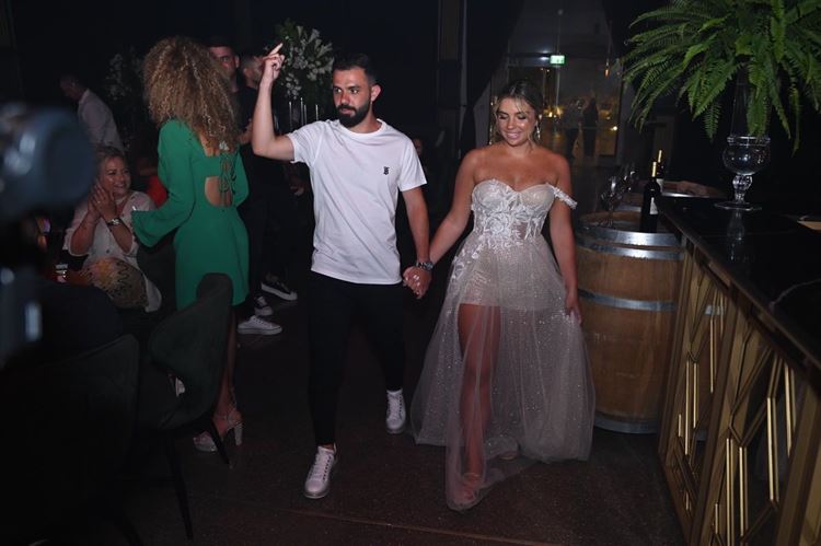 החתונה של עמית בכר עמית בכר ודקל גיני (צילום: momentos etay & shay)