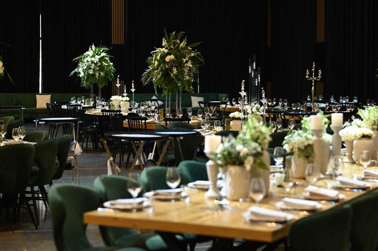 החתונה של עמית בכר עמית בכר ודקל גיני (צילום: momentos etay & shay)