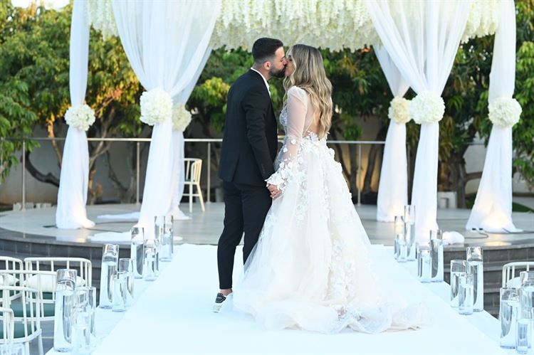 החתונה של עמית בכר עמית בכר ודקל גיני (צילום: momentos etay & shay)