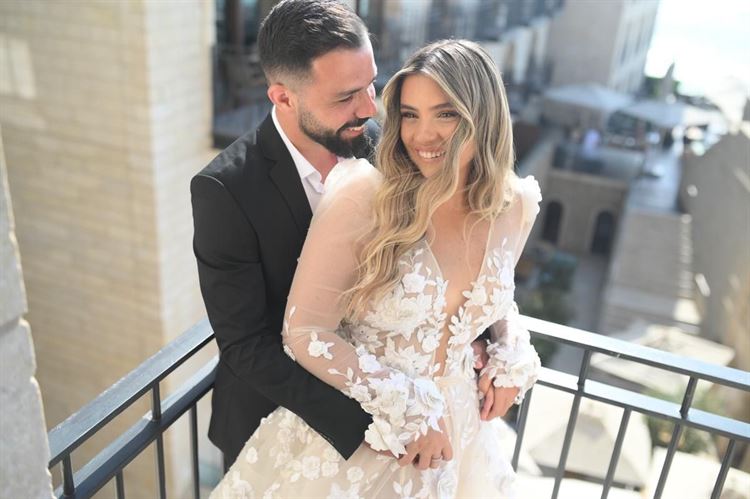 החתונה של עמית בכר עמית בכר ודקל גיני (צילום: momentos etay & shay)