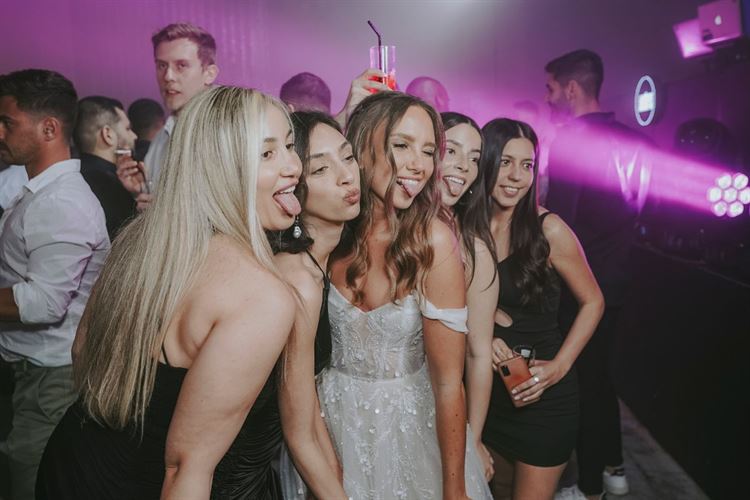 החתונה של מרינה טרינייב ואיגור סליקוב (צילום: unique photography)