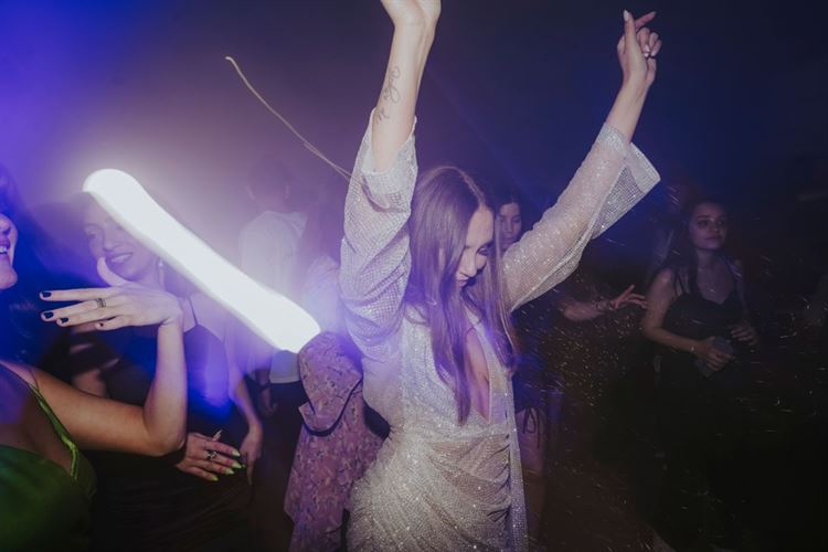 החתונה של מרינה טרינייב ואיגור סליקוב (צילום: unique photography)