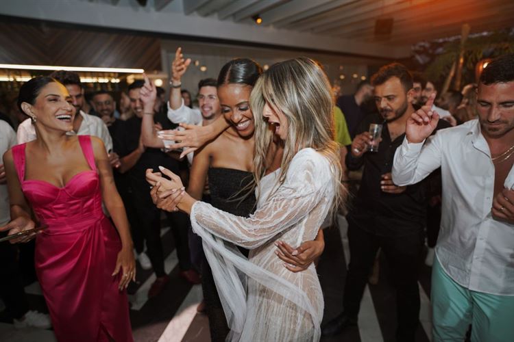 החתונה של ליאל אזרזר ומשה פרץ (צילום: יוניק פוטוגרפי)