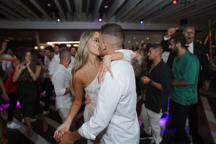 החתונה של ליאל אזרזר ומשה פרץ (צילום: יוניק פוטוגרפי)