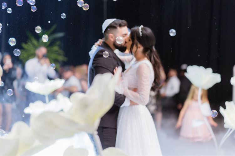 החתונה של קארינה ואילן דווידוב (צילום אדי גוריאנסקי)