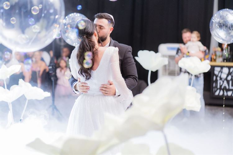 החתונה של קארינה ואילן דווידוב (צילום אדי גוריאנסקי)