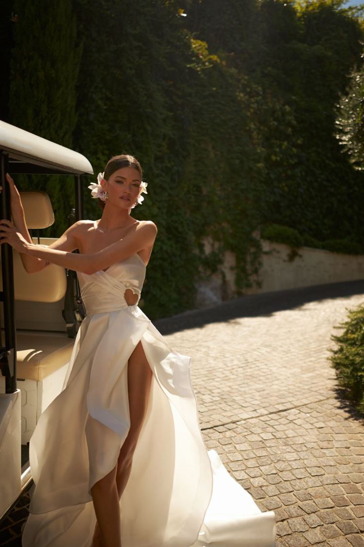 קולקציית סתיו 2023 של ענבל דרור (צילום: אלון שפרנסקי)