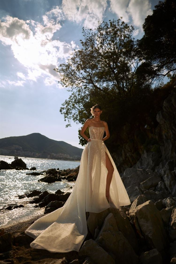 קולקציית סתיו 2023 של ענבל דרור (צילום: אלון שפרנסקי)