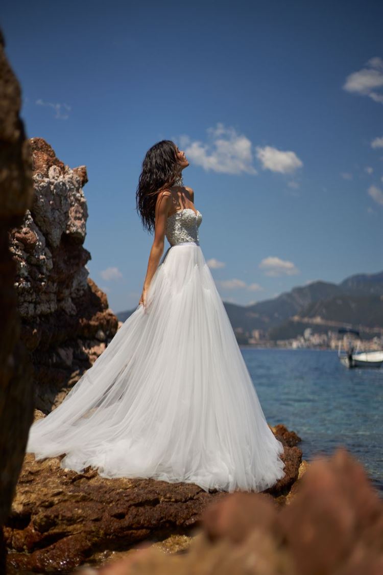 קולקציית סתיו 2023 של ענבל דרור (צילום: אלון שפרנסקי)