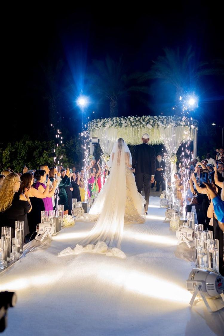 החופה במתחם האירועים אמארה (צילום: פיפל פוטוגרפי)