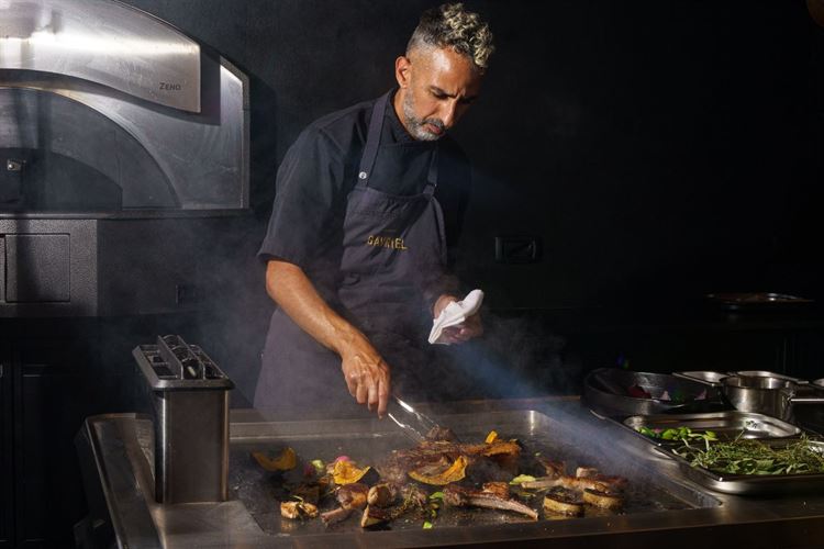  השף דודו אלמקייס מביא קולינריה חדשה למתחם גבריאל תרבות אירוח (צילום: גבריאל)