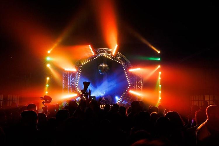 החתונה של רז וארד וקנין (צילום: פיפל פוטוגרפי)