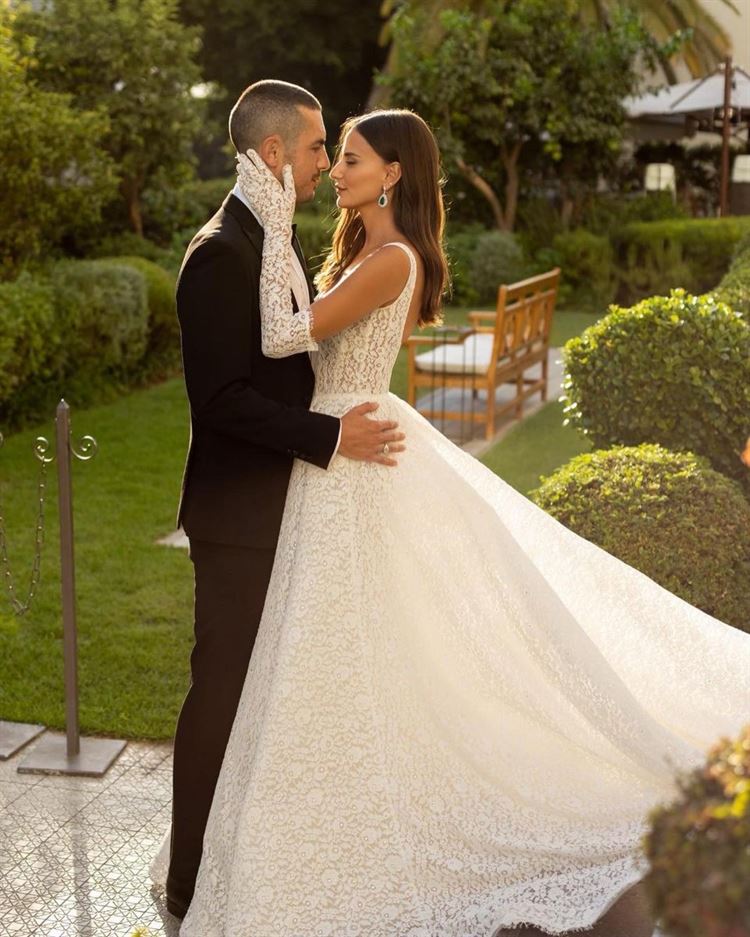 אגדית, שמלת הכלה הראשונה של ליבר בלילתי (צילום: people photography)