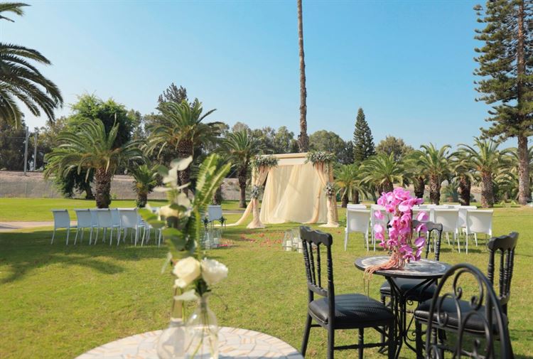 הצצה אל מתחם האירועים 'מיקה' (צילום: וואלה! מזל טוב)