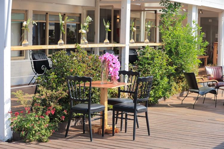 הצצה אל מתחם האירועים 'מיקה' (צילום: וואלה! מזל טוב)