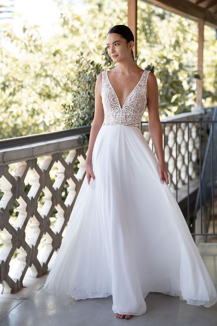 קולקציית 2022 של אנסטסיה שץ (צילום: אלמוג גבאי)