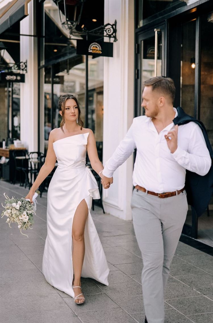 החתונה של ויקטוריה ויבגני (צילום: Yuliya Mazilova)