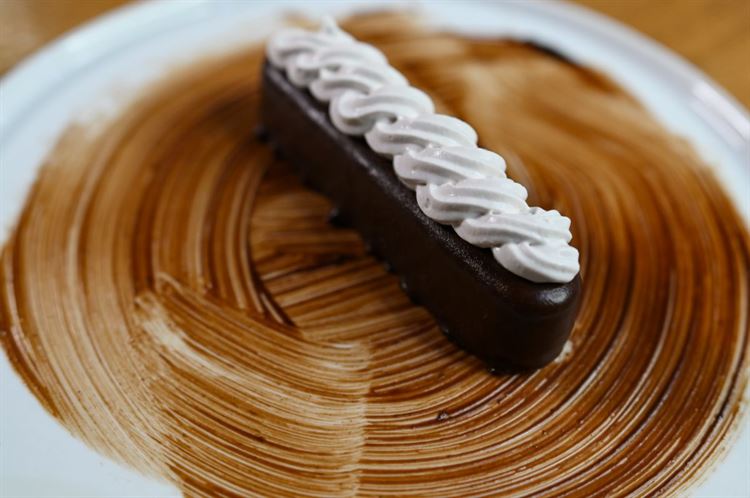 תפריט 2023 של טרויה (צילום: וואלה! מזל טוב)