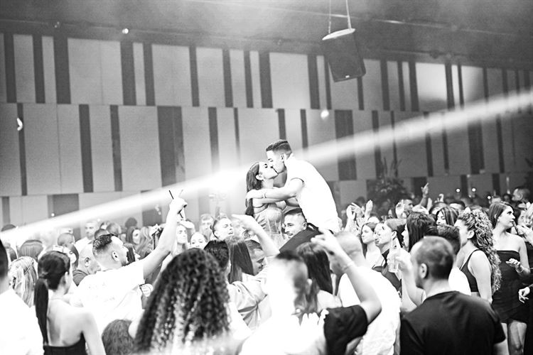 החתונה של אושר וינאי (צילום: רד קאמרה)