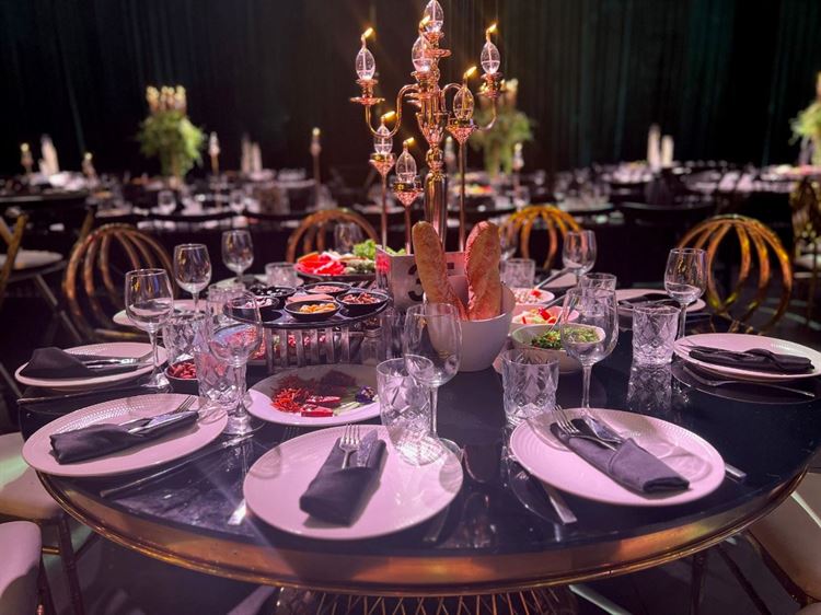 חגיגת בר המצווה של בנו של קובי פרץ (צילום: וואלה! מזל טוב)