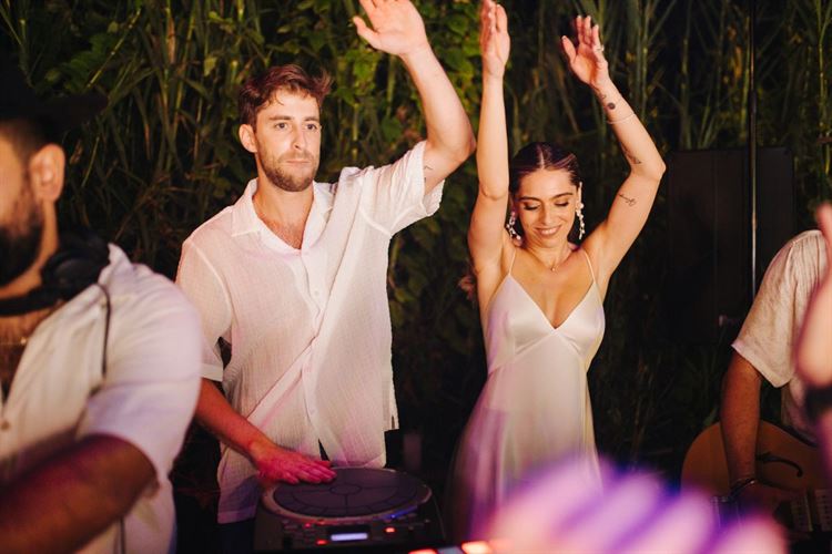 החתונה של אביב ושחר (צילום: Sam Studio)