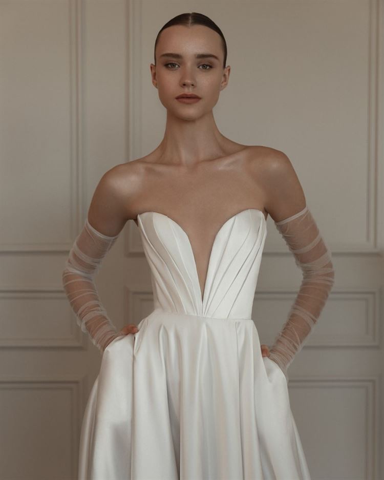 קולקציית White בעיצוב אייזנשטיין (צילום: טל חמדי)