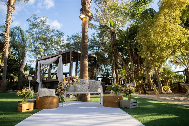 מתחם האירועים 'אגדת דשא' (צילום: יחצ)