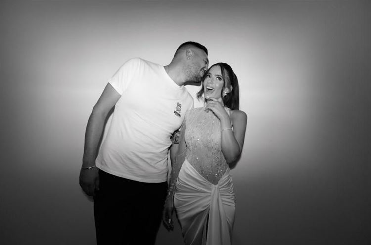 החתונה של ענבל חכמון ומארו ג'נח צילום: אלעד סאסי)