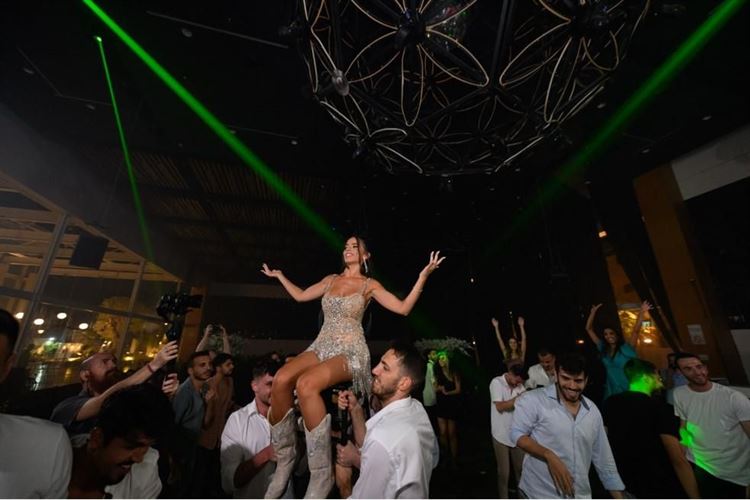 החתונה של ענבל חכמון ומארו ג'נח צילום: אלעד סאסי)