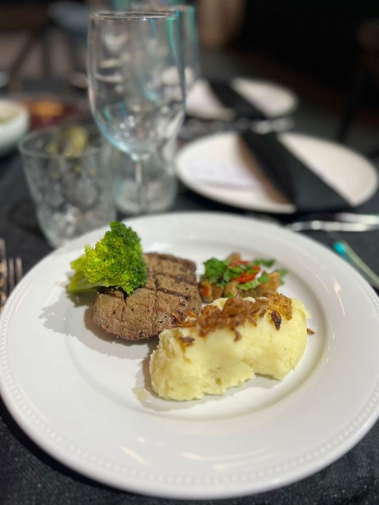 החתונה של אל ואלמוג במתחם האירועים 'עדיה' (צילום: אלבום אישי)