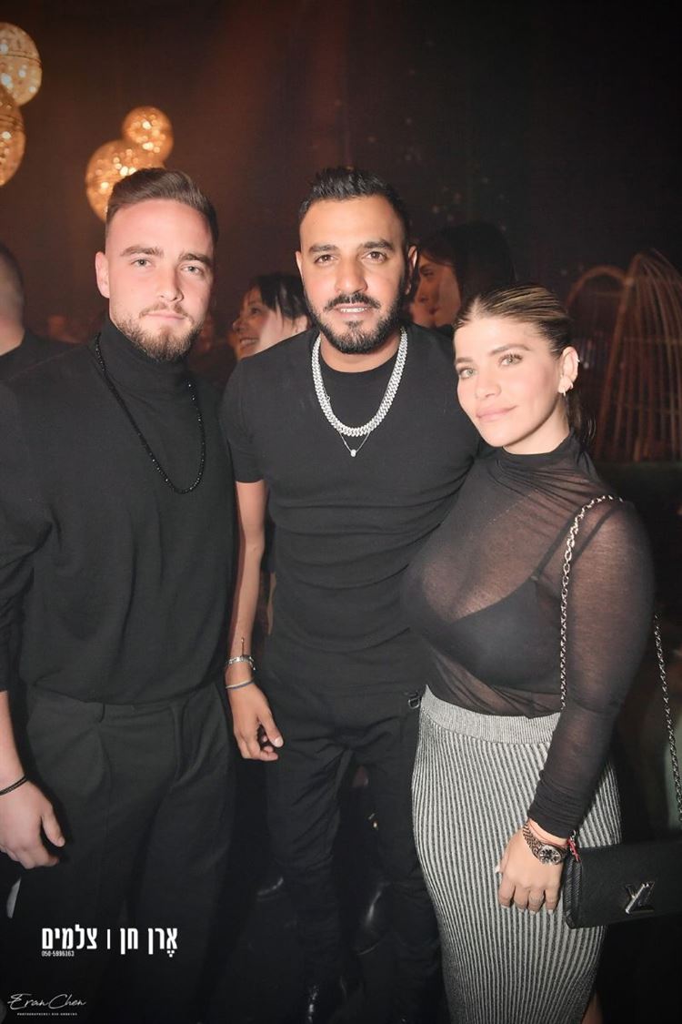 ג'קי אזולאי רושמת נוכחות, מסיבת ההפתעה של איתי לוי (צילום: ארן חן)