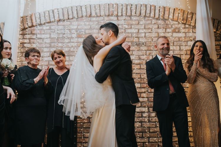 החתונה של מורן שמשילה וגיא צזנה (צילום: עידן חסון)