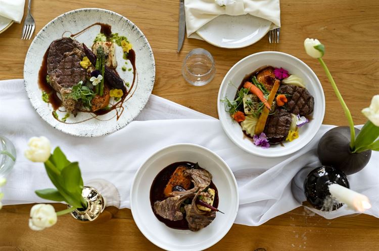 התפריט החדש של מתחם האירועים 'סקיי גארדן' (צילום: וואלה! מזל טוב)