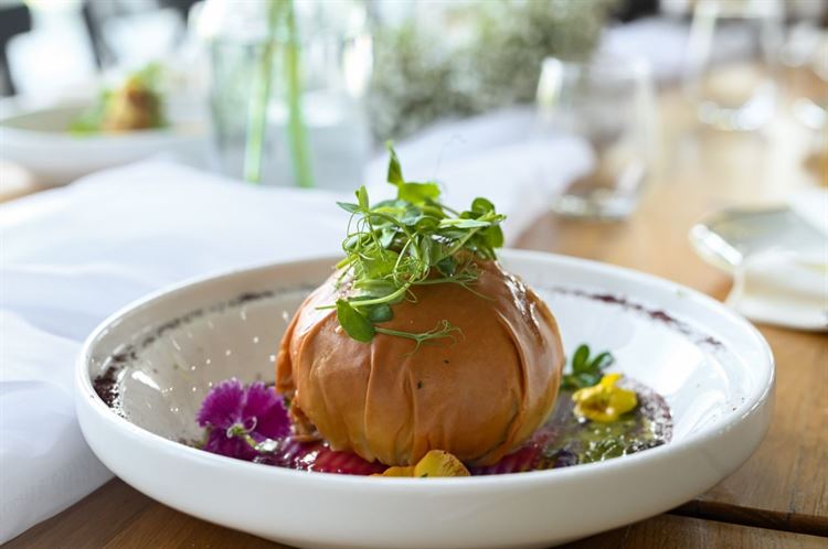 התפריט החדש של מתחם האירועים 'סקיי גארדן' (צילום: וואלה! מזל טוב)