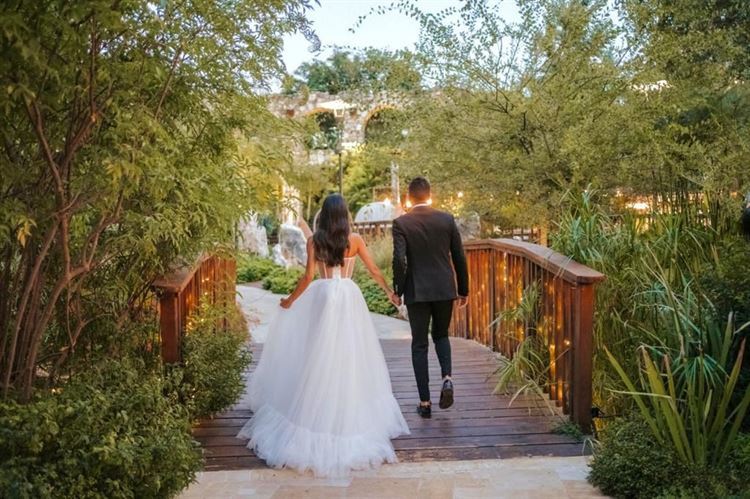 החתונה של ירדן ברזילאי ובן צעירי (צילום: מלאכים לבנים)