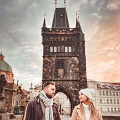 מתאילנד עד מגדל אייפל: הישראלים מתאהבים בצילומי זוגיות בחו