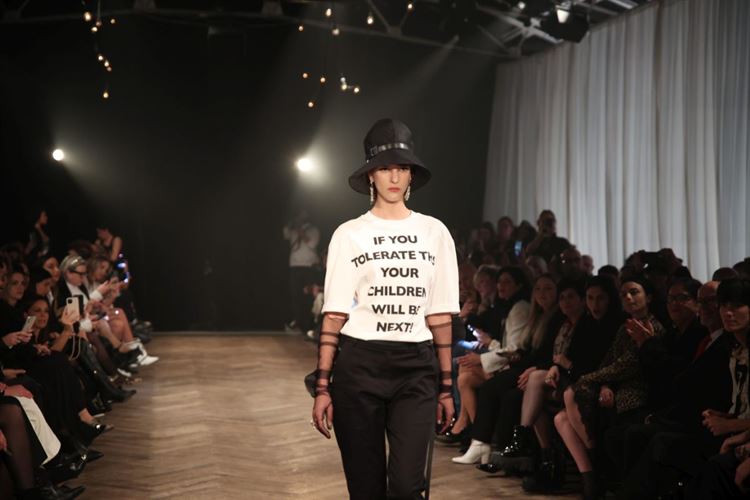 חולצת המחאה (צילום: אור גפן)