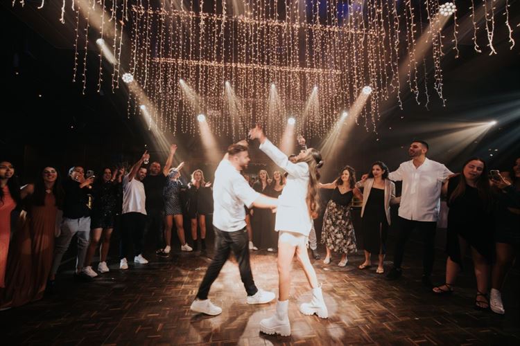 החתונה של נוי נחשון ותומר פינטו (צילום: Your Story)