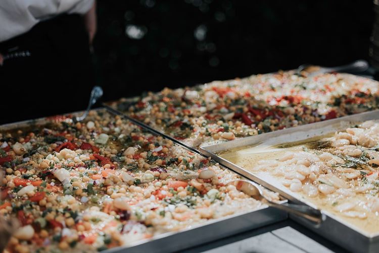 החתונה הטבעונית של עופר שכטר במתחם האירועים גבריאל (צילום: your story)