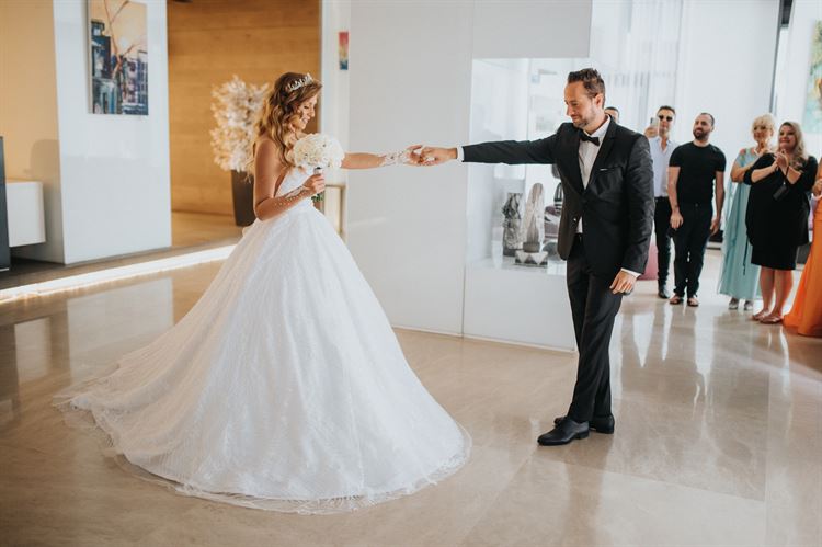 החתונה של טניה טל ועידן (צילום: אלעד סאסי)