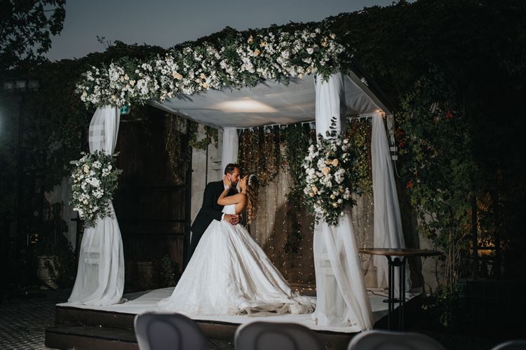 החתונה של טניה טל ועידן (צילום: אלעד סאסי)