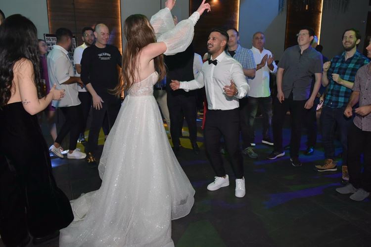 החתונה של אלינה חאיט ושלום ג'רבי (צילום: אייל צלמים)