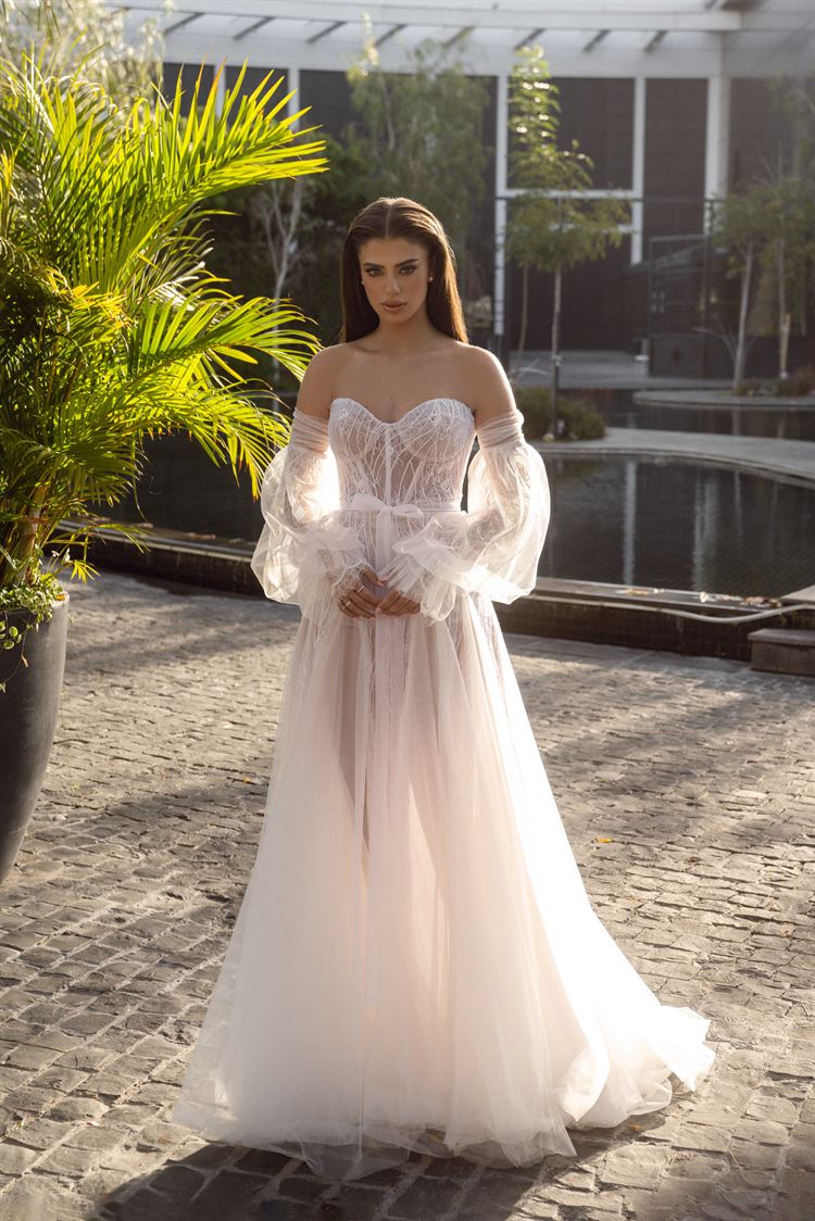 קולקציית 2023 של מורן טובול (צילום: ולאד לימר)