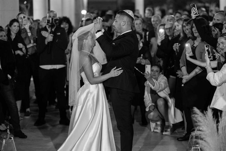 החתונה של אמילי ומיכאל (צילום: עומר שפירא)