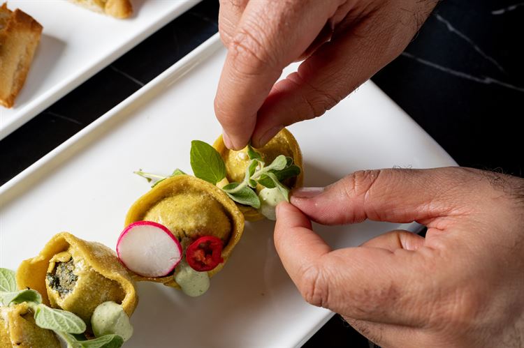 תפריט קיץ 2023 של טרויה (צילום: וואלה! מזל טוב)