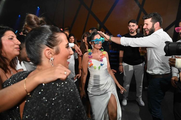 החתונה של גל ולירן (צילום: אספוסה)