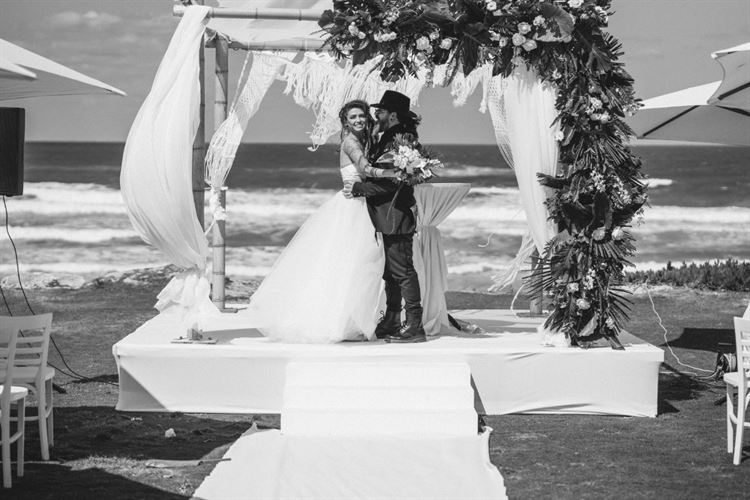 החתונה של אלעד ודריה (צילום: עידו סיטבון)